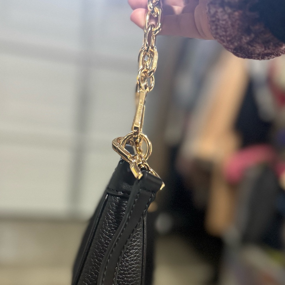 Michael Kors CORA MINI Zip Pouchette Shoulder Crossbody Leather Bag Black - Picture 5 of 6